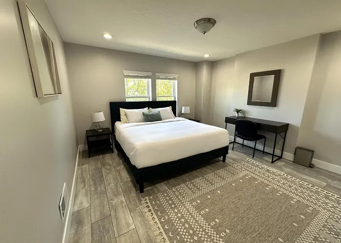 Apartamento Charming 2br Near Downtown & Attractions