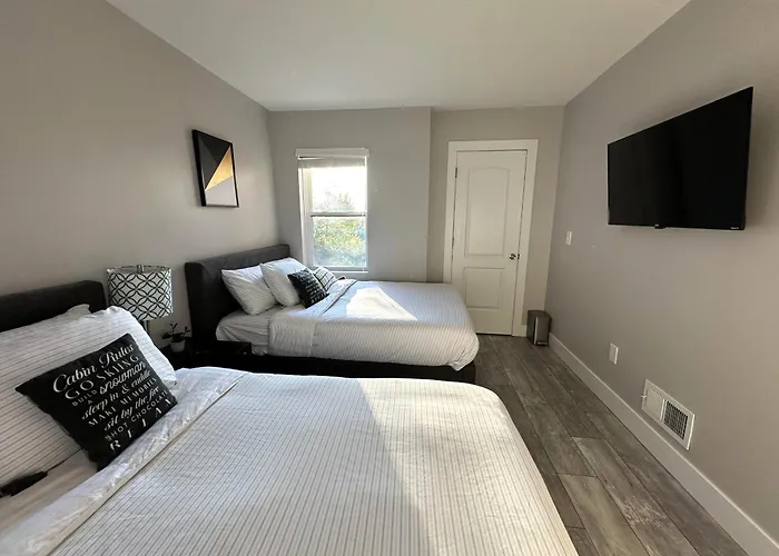 Charming 2br Near Downtown & Attractions Apartamento