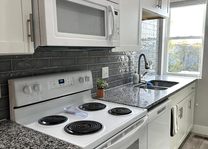 Charming 2br Near Downtown & Attractions Apartamento *